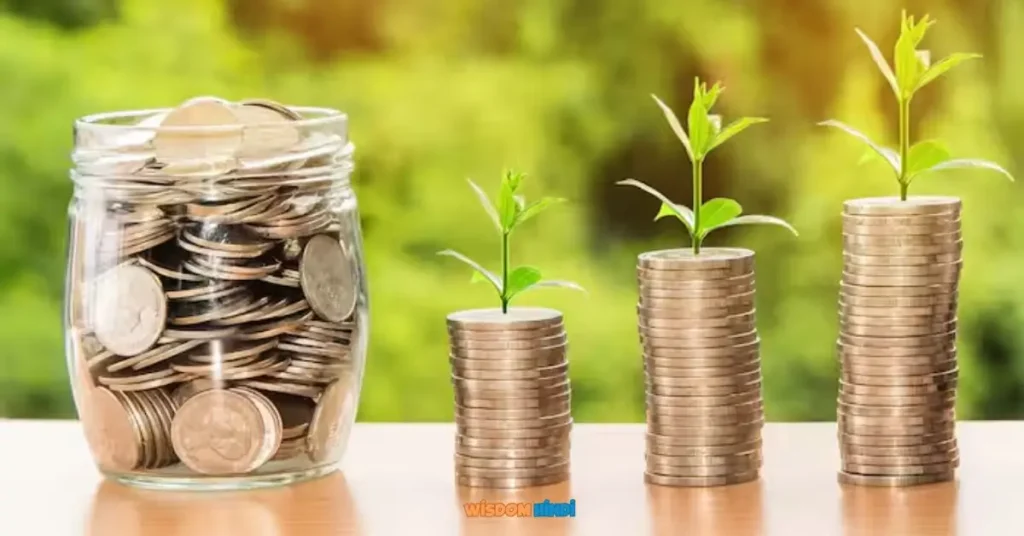 10 Vastu Tips For Money: इन अचूक उपायों से करें धन आकर्षित Vastu Tips For Money in Hindi