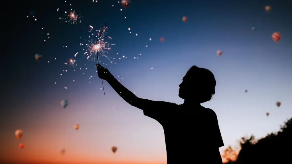 अगर मिल रहे हैं यह 10 संकेत तो जल्द ही पूरी होगी आपकी मेनिफेस्टेशन Signs Your Manifestation is Coming